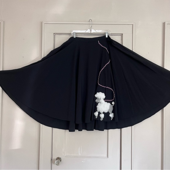 1950’s Style Poodle Skirt, Size 20 - Picture 2 of 6